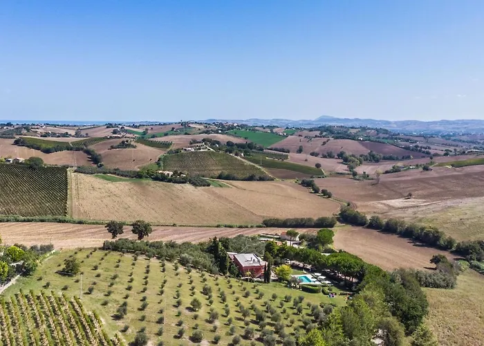 Lorena Villa Morro dʼAlba