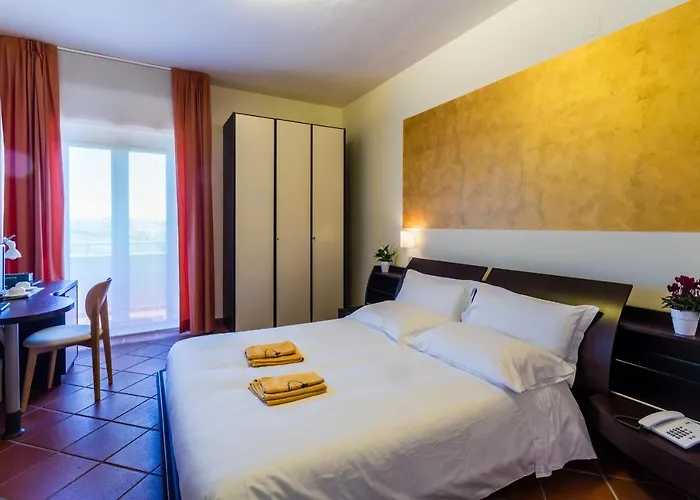 Lorena Villa Morro dʼAlba